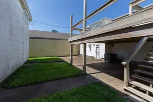 4415 Ave Ave S, Galveston, TX 77550 - Photo 6