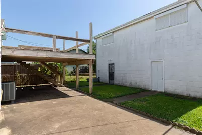 4415 Avenue Avenue S, Galveston, TX 77550 - Photo 24