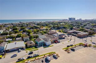 4415 S Ave S, Galveston, TX 77550 - Photo 4