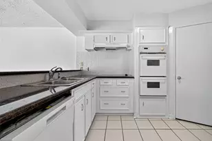 30 SW Windsor Ct Ct, Missouri City, TX 77459 - Photo 22