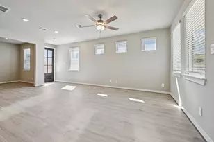 4214 Laurel Oak Cir, Missouri City, TX 77459 - Photo 2