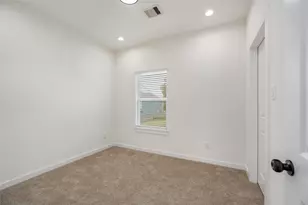 6417 Eastland St, Houston, TX 77028 - Photo 16