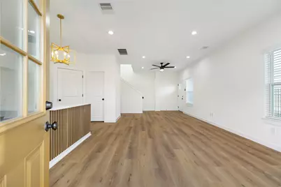 6417 Eastland Street, Houston, TX 77028 - Photo 2