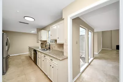 5 Tiffany Square, Sugar Land, TX 77478 - Photo 10