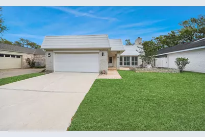 5 Tiffany Square, Sugar Land, TX 77478 - Photo 1