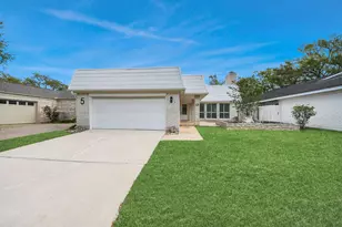 5 Tiffany Square, Sugar Land, TX 77478 - Photo 1