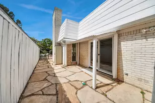 5 Tiffany Square, Sugar Land, TX 77478 - Photo 4