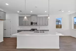 5819 Westwood Shr Dr, Katy, TX 77493 - Photo 4