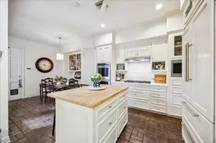 4832 Post Oak Timber Dr, Houston, TX 77056 - Photo 12