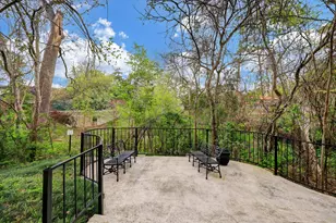 2238 S Piney Point Rd, Houston, TX 77063 - Photo 2