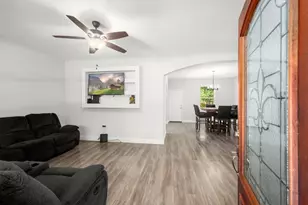 557 Star Dust Dr, Livingston, TX 77351 - Photo 12