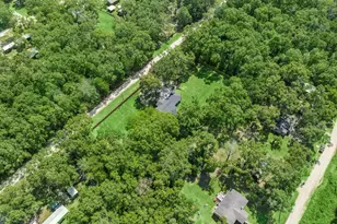 557 Star Dust Dr, Livingston, TX 77351 - Photo 38