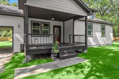 557 Star Dust Drive, Livingston, TX 77351 - Photo 6