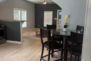 125 N Shirley St, Alvin, TX 77511 - Photo 1