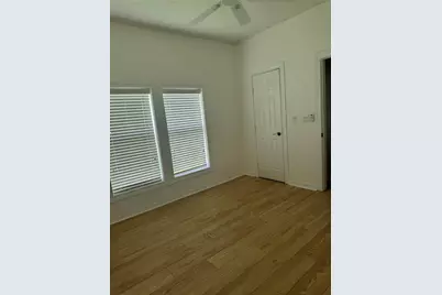 125 N Shirley Street, Alvin, TX 77511 - Photo 16