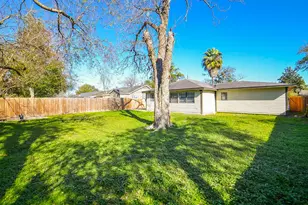 11517 Bannister Ln, Houston, TX 77076 - Photo 28