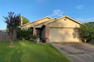 10022 Bell Towne Dr, Sugar Land, TX 77498 - Photo 1