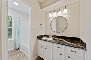 9863 Swan Ct, Conroe, TX 77385 - Photo 20