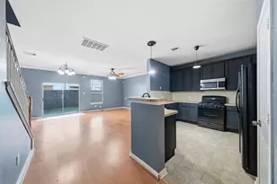 8030 Singing Sonnet Ln, Houston, TX 77072 - Photo 6