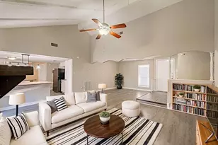 16234 Summer Wind Dr, Houston, TX 77090 - Photo 2