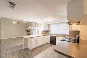 16234 Summer Wind Dr, Houston, TX 77090 - Photo 10