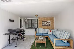 12315 Whittington Dr N, Houston, TX 77077 - Photo 16