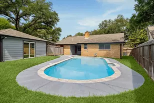 12315 Whittington Dr N, Houston, TX 77077 - Photo 38