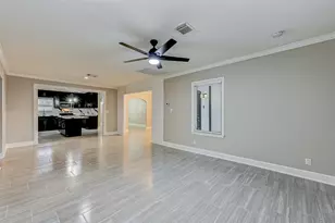 6618 Winton St, Houston, TX 77021 - Photo 8