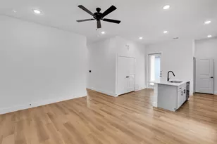 1305B Provident Dr, Little Elm, TX 75068 - Photo 4