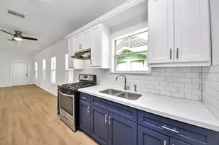 7045 Ave E, Houston, TX 77011 - Photo 12