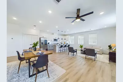 8317 Springwood Canyon Lane, Houston, TX 77055 - Photo 4