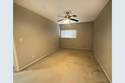 7057 N Holiday Drive, Galveston, TX 77550 - Photo 14