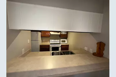 7057 N Holiday Drive, Galveston, TX 77550 - Photo 12