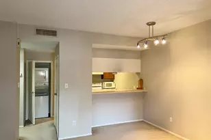 7057 N Holiday Dr, Galveston, TX 77550 - Photo 6