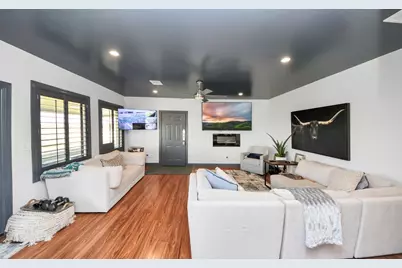 6111 Jacks Alley, Wallis, TX 77485 - Photo 10