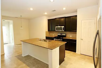 8139 Silent Deep Drive, Rosenberg, TX 77469 - Photo 4
