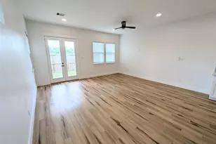 4913 Fisk St, Houston, TX 77009 - Photo 12