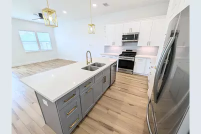 4913 Fisk Street, Houston, TX 77009 - Photo 6