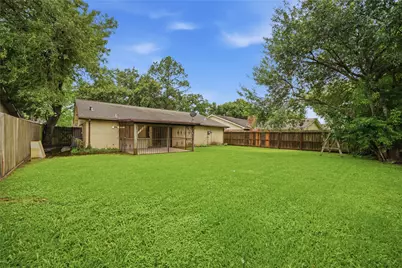 2126 Quail Valley East Drive, Missouri City, TX 77459 - Photo 34