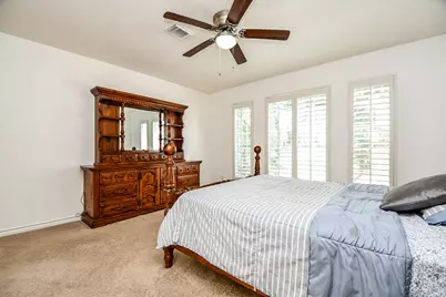 410 Kingfisher Drive, Sugar Land, TX 77478 - Photo 32