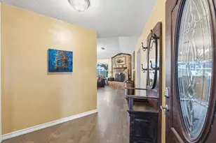 9806 Cassowary Dr, Conroe, TX 77385 - Photo 8