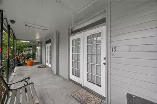 3300 Yorktown St, Houston, TX 77056 - Photo 6