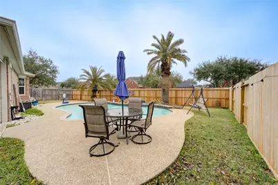 1908 Ivy Arbor Court, Pearland, TX 77581 - Photo 4