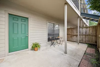 1100 Augusta Drive #25, Houston, TX 77057 - Photo 1