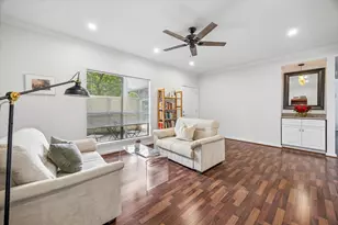 1100 Augusta Dr, Houston, TX 77057 - Photo 2