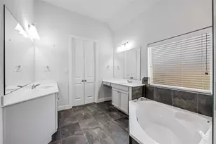 116 Brighton Woods Ct, Conroe, TX 77318 - Photo 16