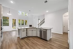 116 Brighton Woods Ct, Conroe, TX 77318 - Photo 6