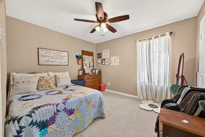 10910 Royal Magnolia Drive, Conroe, TX 77303 - Photo 18