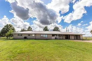 2652 Remmert Rd, Bellville, TX 77418 - Photo 16