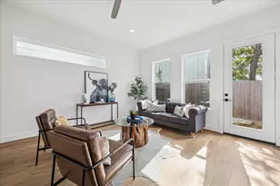 1918 Luna Woods Ln, Houston, TX 77055 - Photo 6